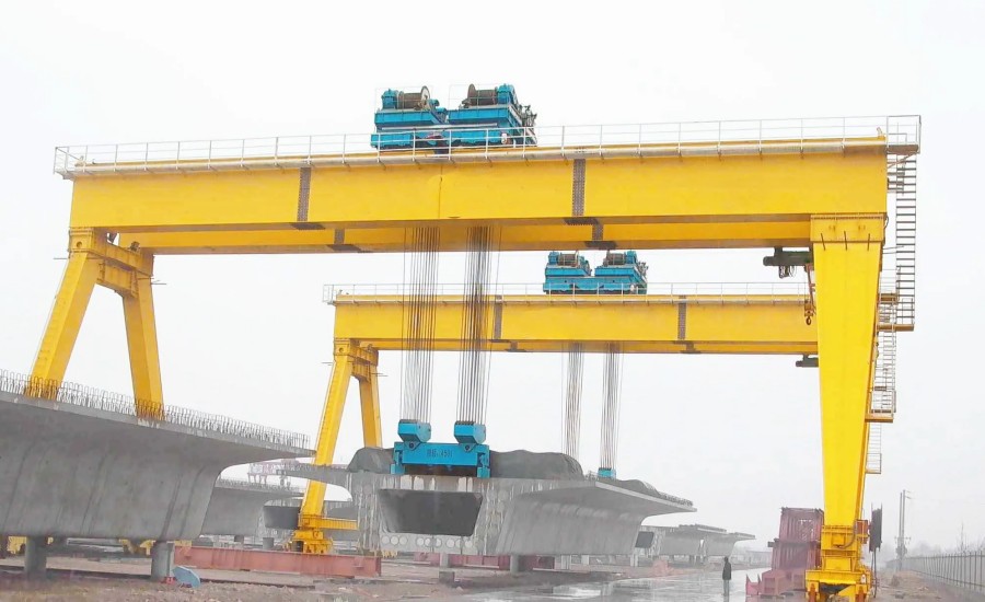 gantry crane safely