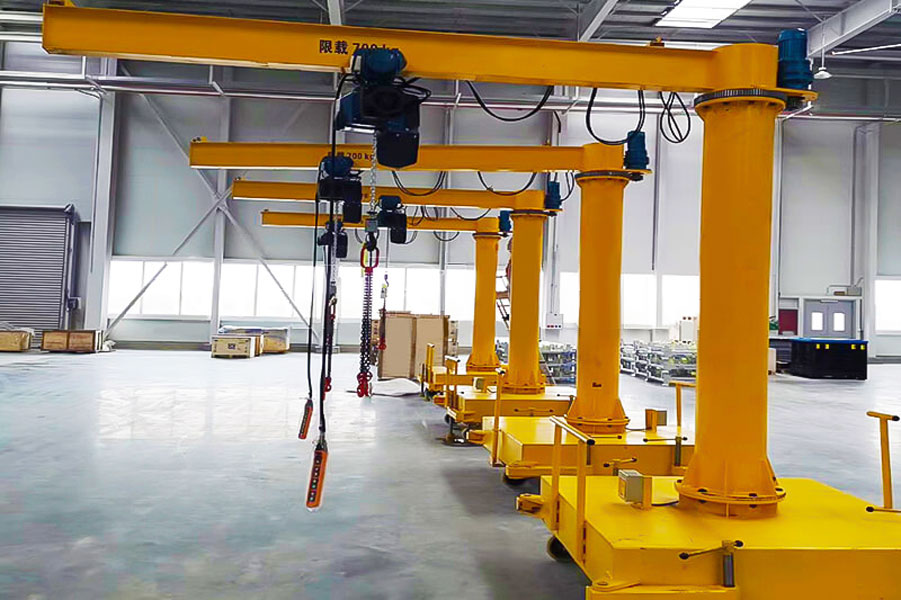 moveable jib cranes